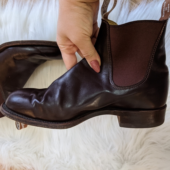 R.M Williams Chelsea Boots - Picture 7 of 16
